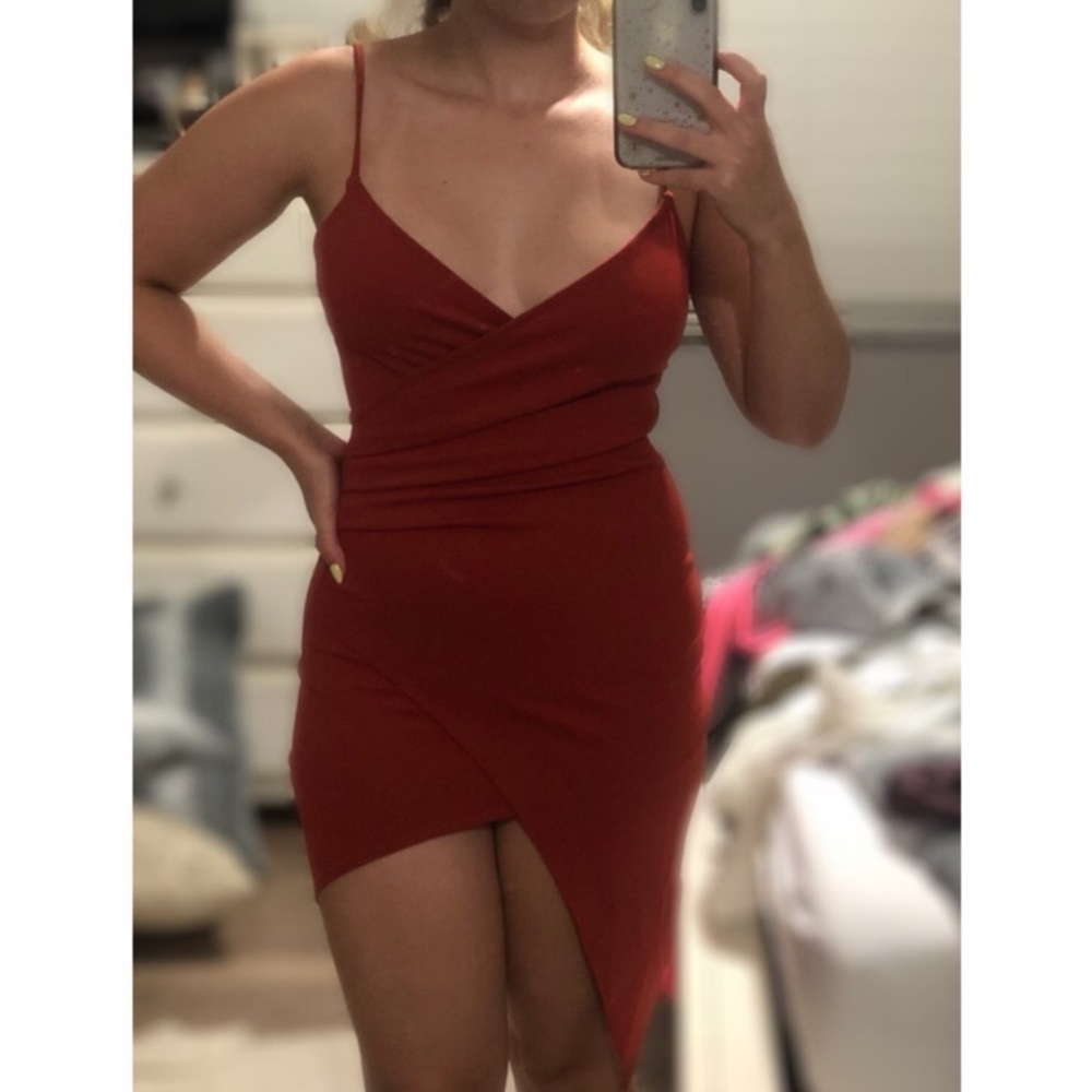 Jasmine mini dress in wine